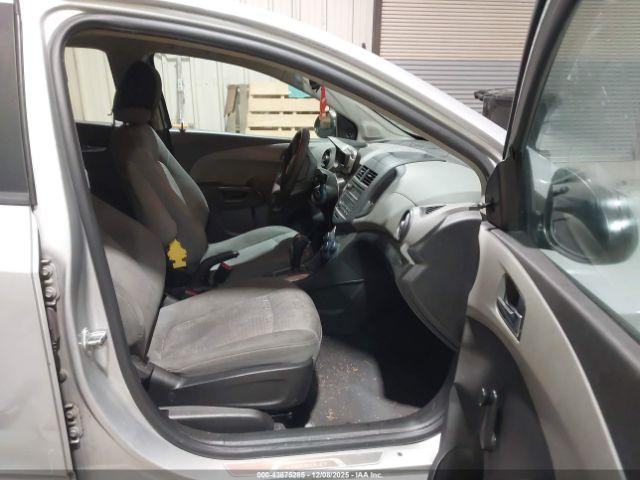 Chevrolet Sonic Ls Auto Image 15