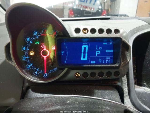 Chevrolet Sonic Ls Auto Image 4