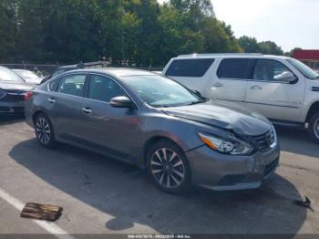  Salvage Nissan Altima