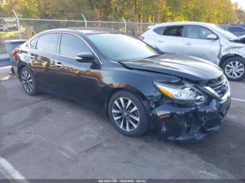  Salvage Nissan Altima