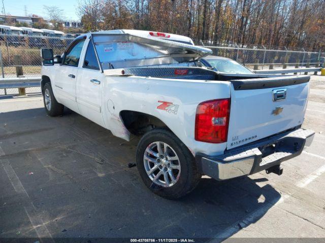 Chevrolet Silverado 1500 Lt Image 8