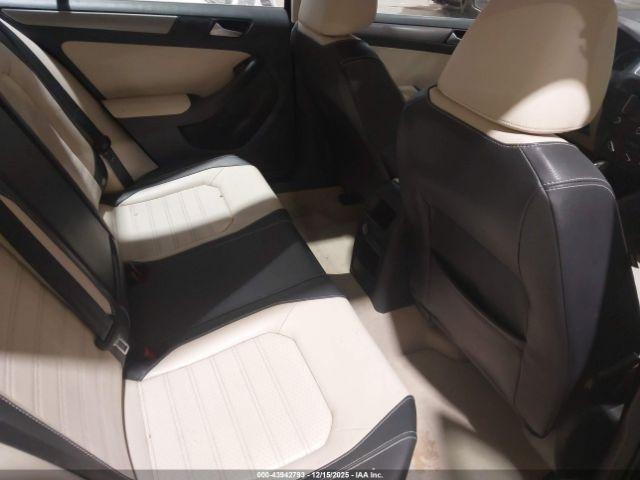 Volkswagen Jetta 1.8t Sel Image 8