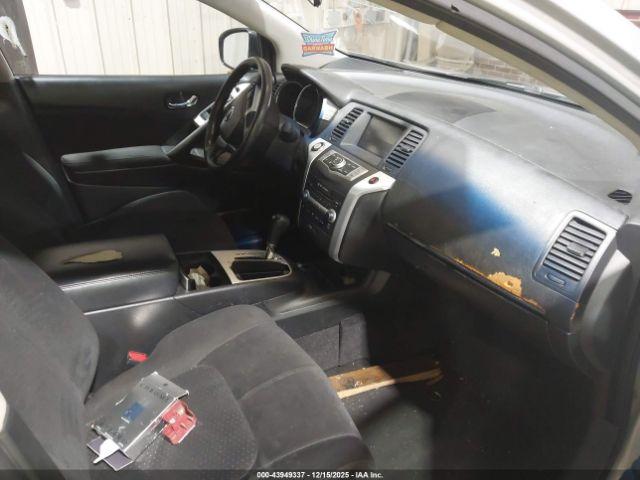 Nissan Murano S Image 2