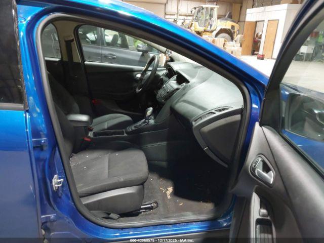 Ford Focus Se Image 11