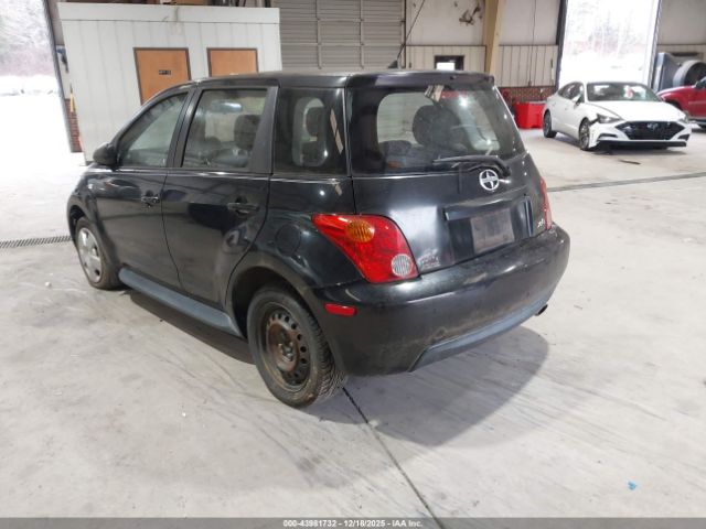 Scion xA Image 2