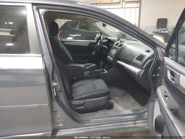 Subaru Outback 2.5i Premium Image 15