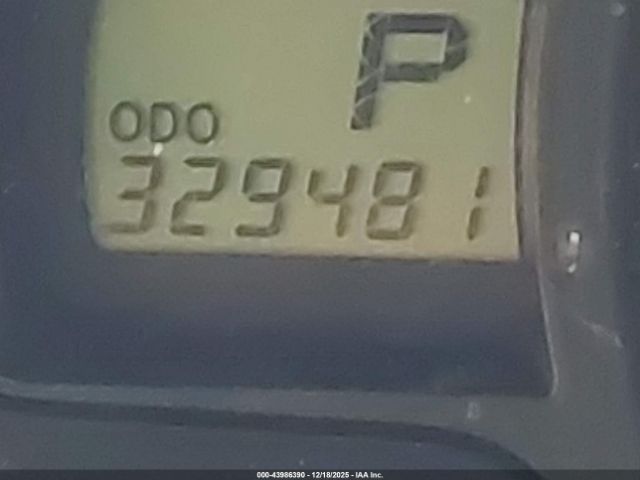 Toyota Sienna Le V6 8 Passenger Image 16