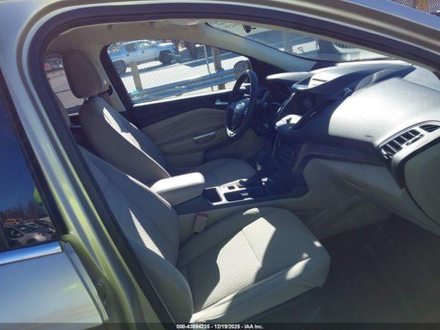 Ford Escape Se Image 4