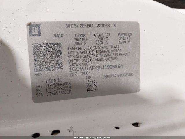 Chevrolet Express Work Van Image 2