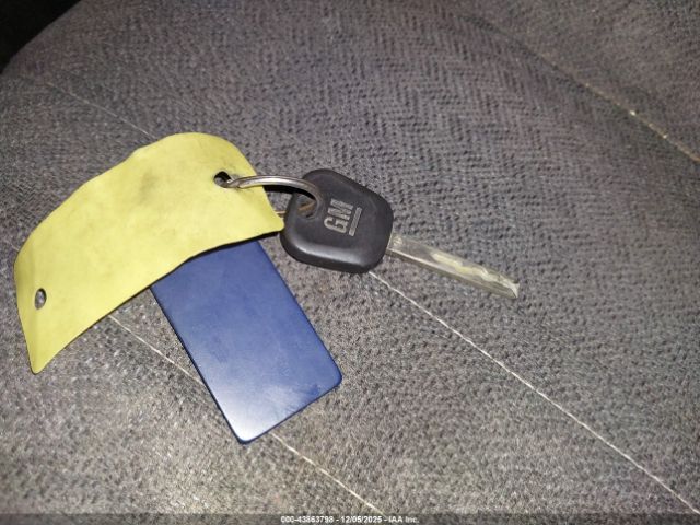 Chevrolet Express Work Van Image 9