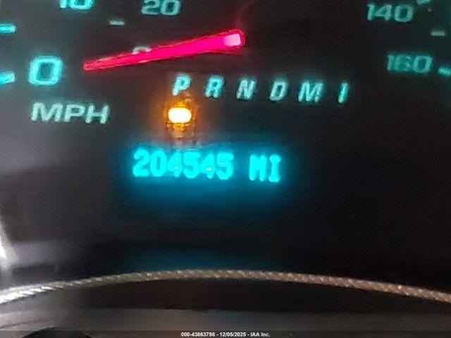 Chevrolet Express Work Van Image 11