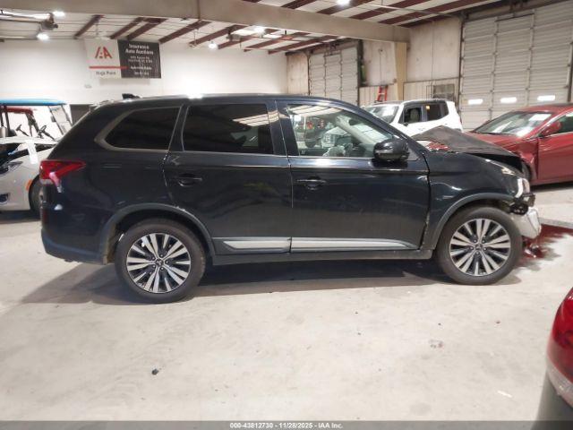 Mitsubishi Outlander Se Image 16