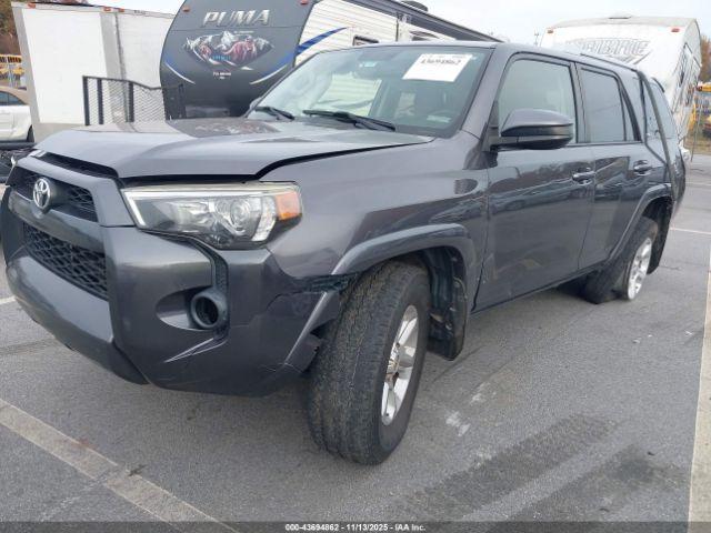 Toyota 4Runner Sr5 Image 8