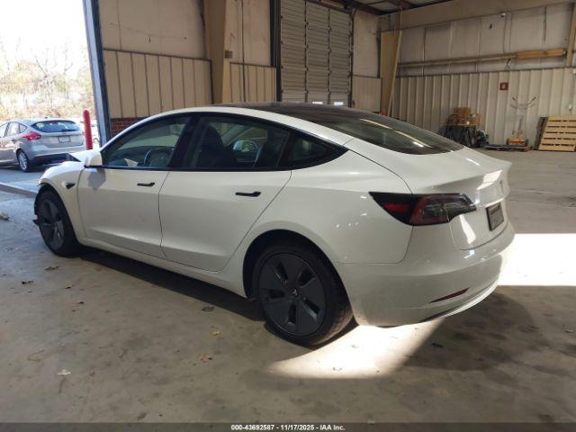 Tesla Model 3 Rear-wheel Drive Image 15