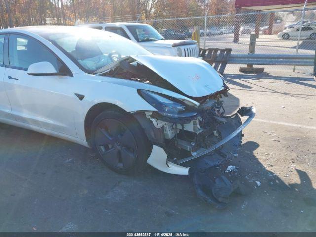 Tesla Model 3 Rear-wheel Drive Image 11