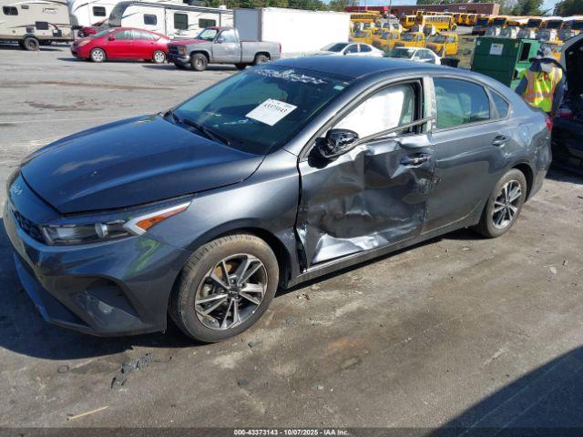 Kia Forte Lxs Image 15