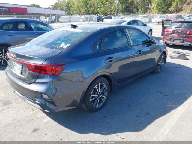 Kia Forte Lxs Image 8