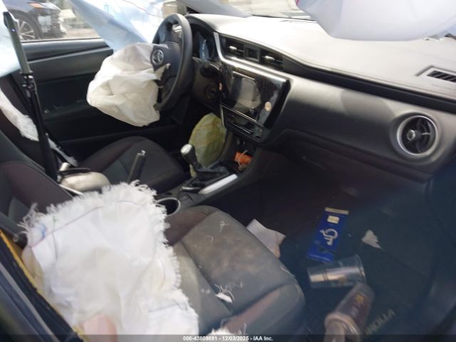 Toyota Corolla Le Image 3