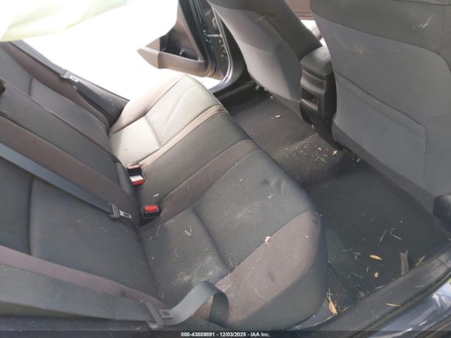 Toyota Corolla Le Image 7