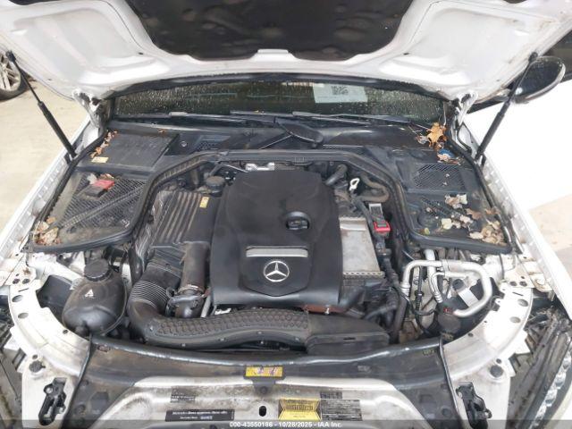 Mercedes-Benz C-Class 4matic Image 4