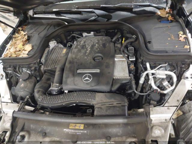 Mercedes-Benz GLC 4matic Image 9