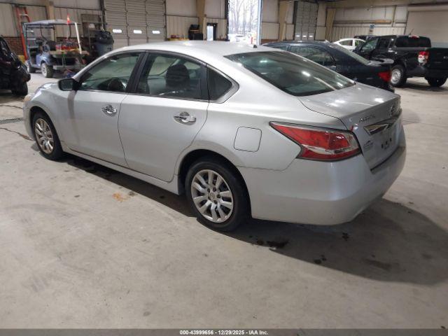 Nissan Altima 2.5 S Image 4