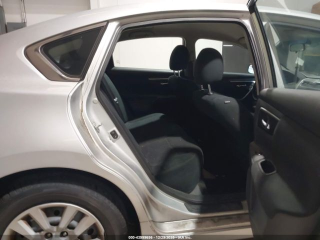 Nissan Altima 2.5 S Image 3