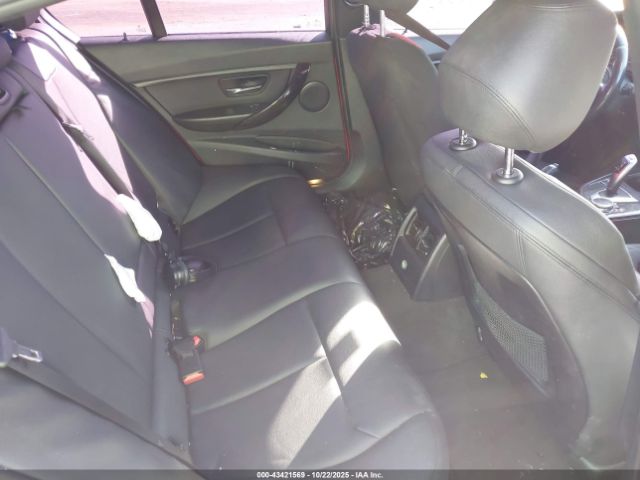 BMW 3 Series Image 12