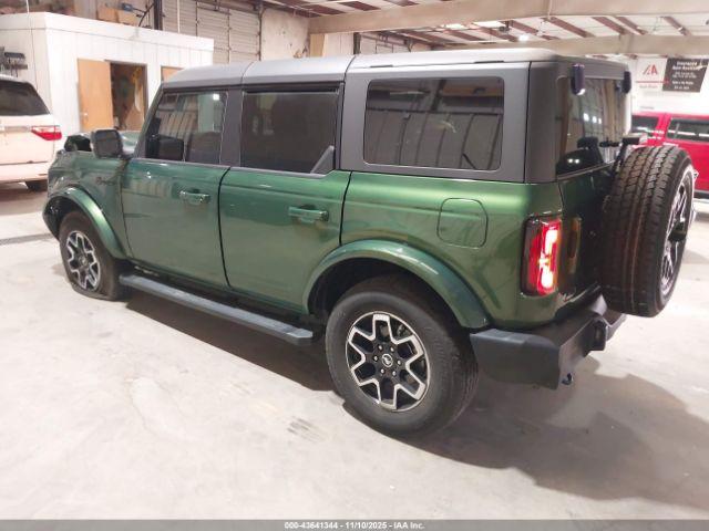 Ford Bronco Outer Banks Image 10