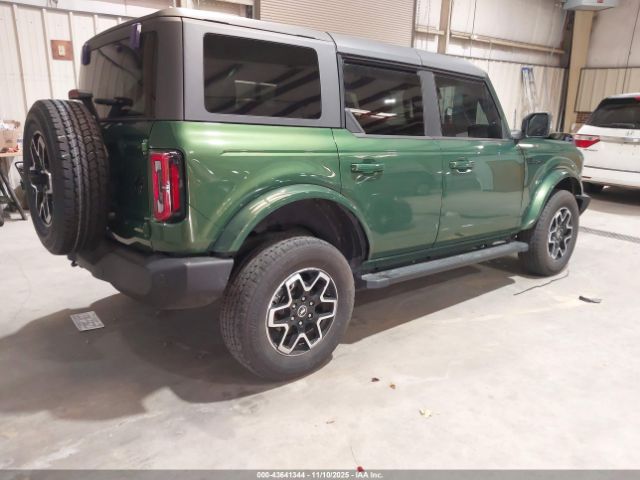 Ford Bronco Outer Banks Image 9