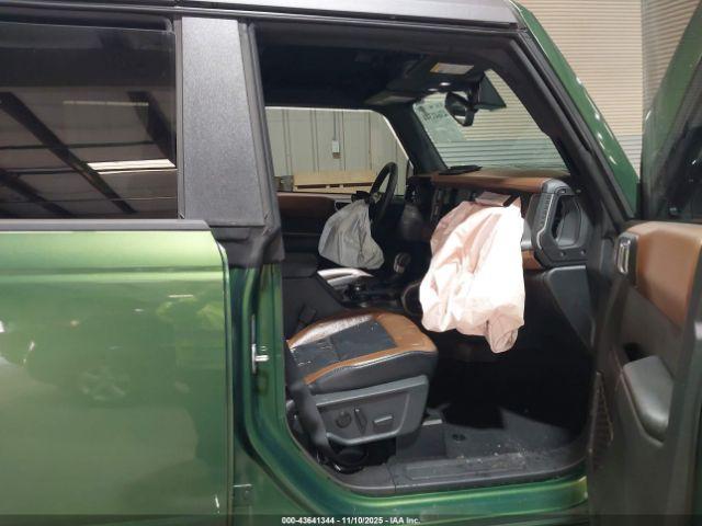 Ford Bronco Outer Banks Image 16