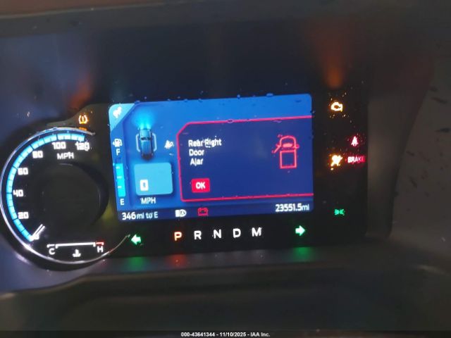 Ford Bronco Outer Banks Image 5