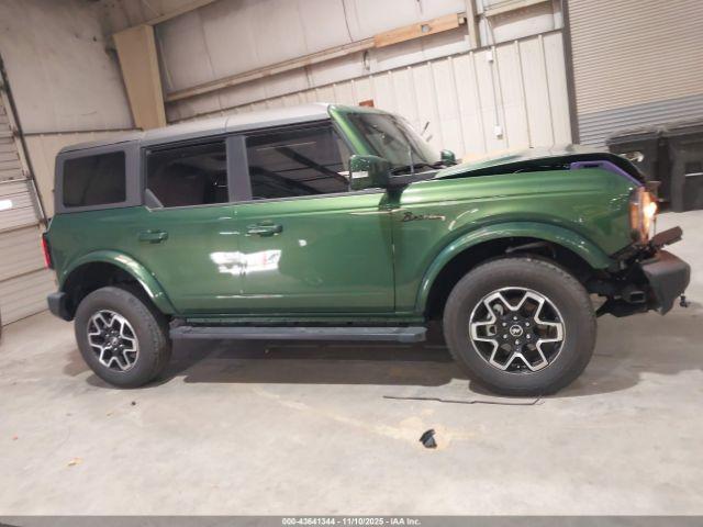 Ford Bronco Outer Banks Image 2