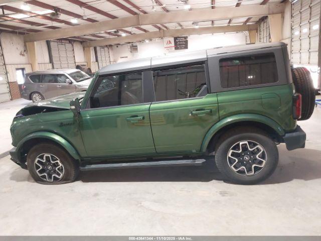 Ford Bronco Outer Banks Image 13
