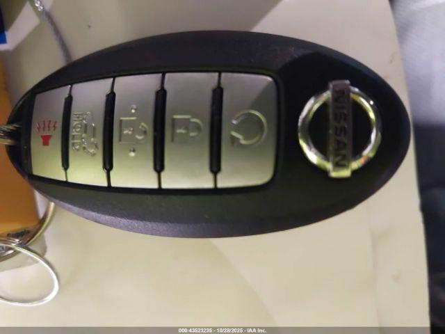 Nissan Murano Image 10