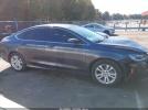 Chrysler 200 Touring Image 4