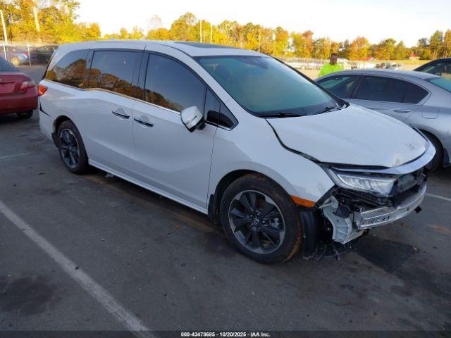  Salvage Honda Odyssey
