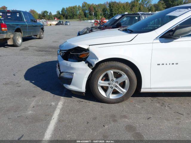 Chevrolet Malibu Fwd 1fl Image 12