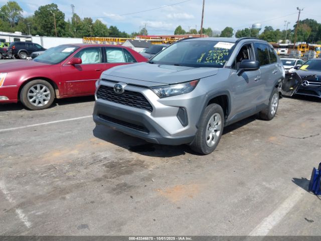 Toyota RAV4 Le Image 6