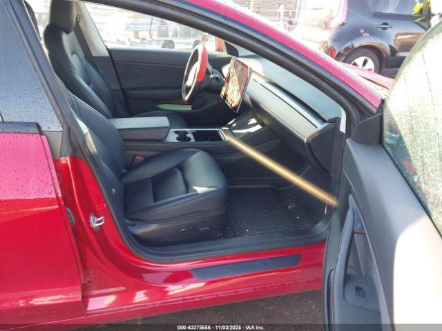 Tesla Model 3 Long Range Dual Motor All-wheel Drive Image 14