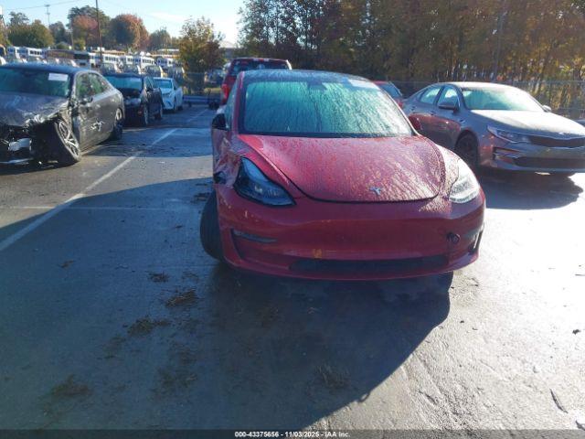 Tesla Model 3 Long Range Dual Motor All-wheel Drive Image 18