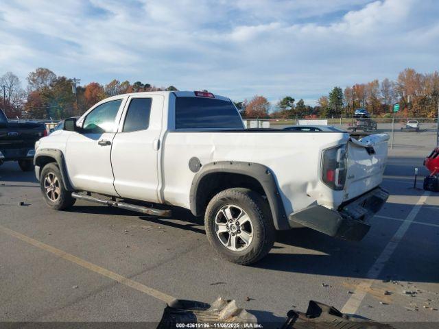 Toyota Tundra Sr 4.6l V8 Image 2