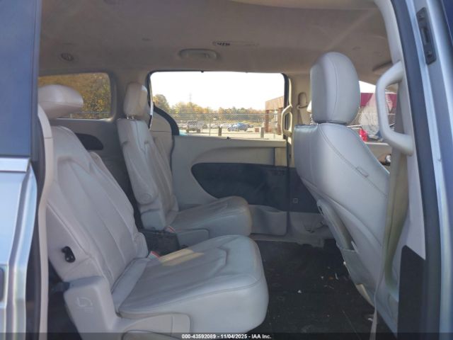 Chrysler Voyager Lxi Image 8