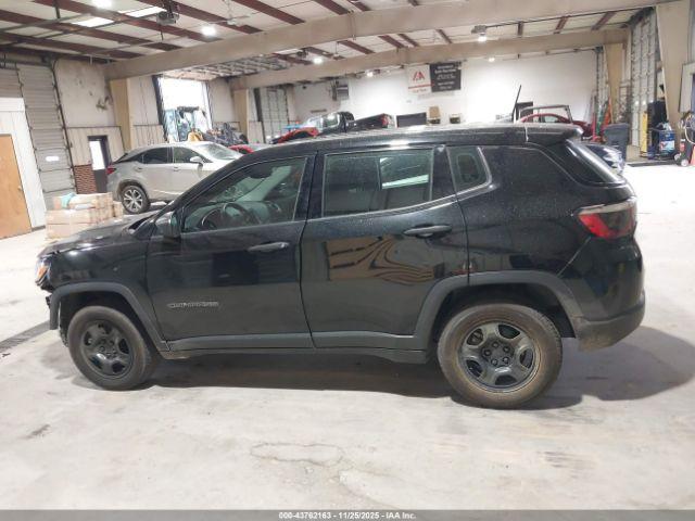 Jeep Compass Sport Fwd Image 3