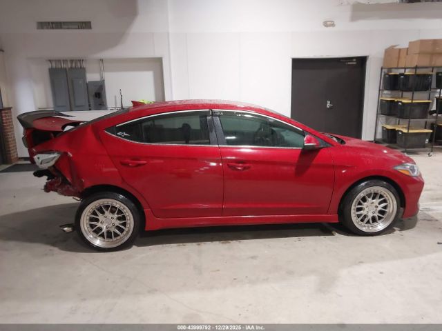 Hyundai ELANTRA Sport Image 9