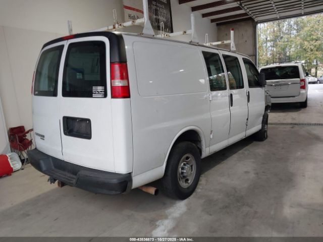 Chevrolet Express Work Van Image 2