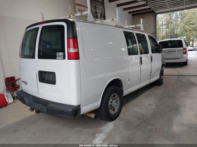 Chevrolet Express Work Van Image 2