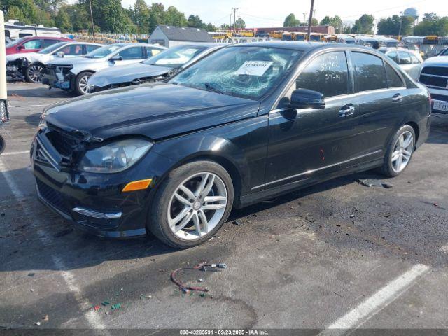 Mercedes-Benz C-Class Sport Image 2
