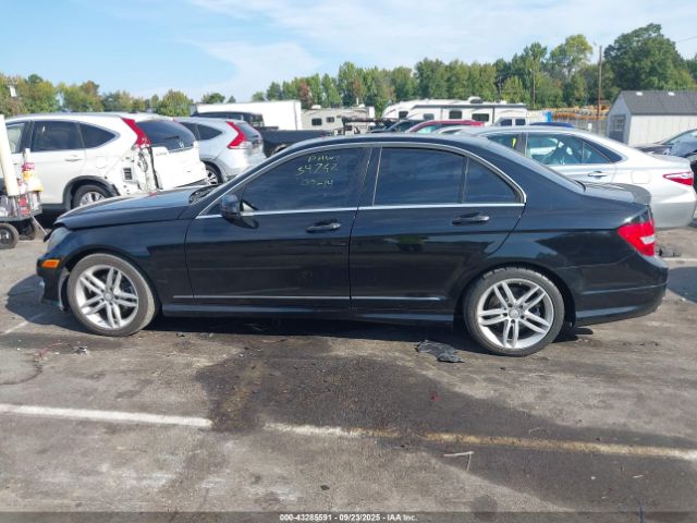 Mercedes-Benz C-Class Sport Image 10