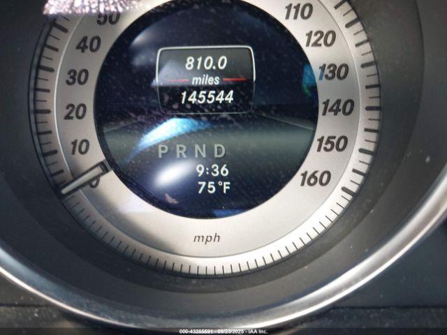 Mercedes-Benz C-Class Sport Image 15